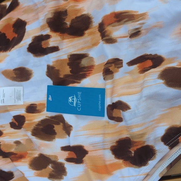 Cupshe Flowing Leopard Mesh Cutout Cheeky One Piece Swimsuit - Small NWT - Picture 4 of 6